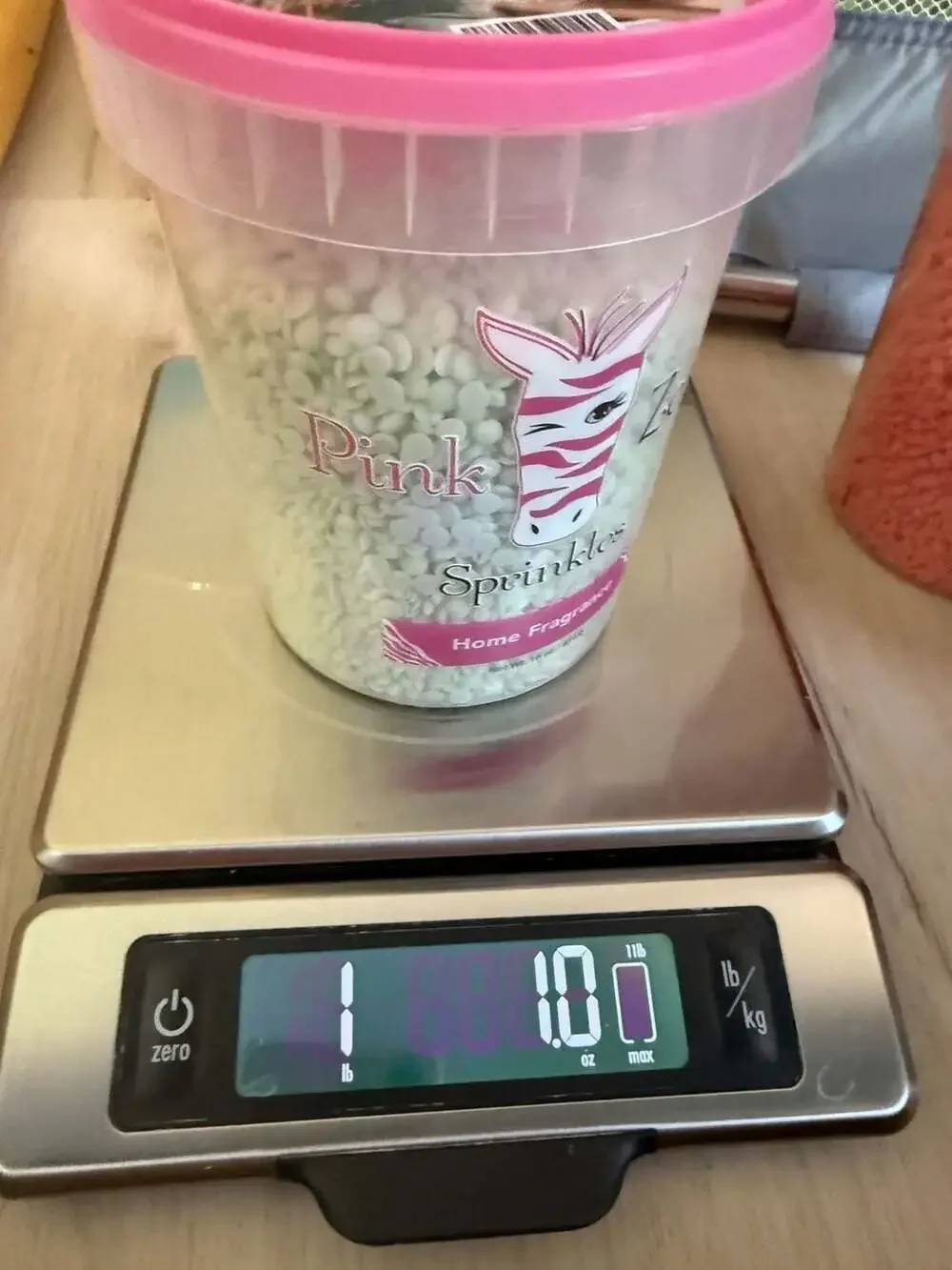 Pink Zebra Sprinkles Home Fragrance - Frosted Pinecone - Picture 2 of 2